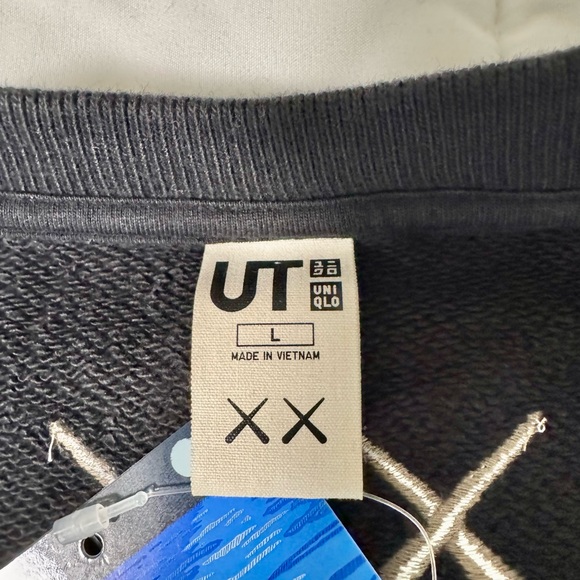 KAWS/Uniqlo 2023 Black Crewneck Sweatshirt - Picture 2 of 3